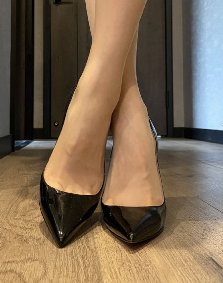 色婷婷一区_免费高清日本成人在线